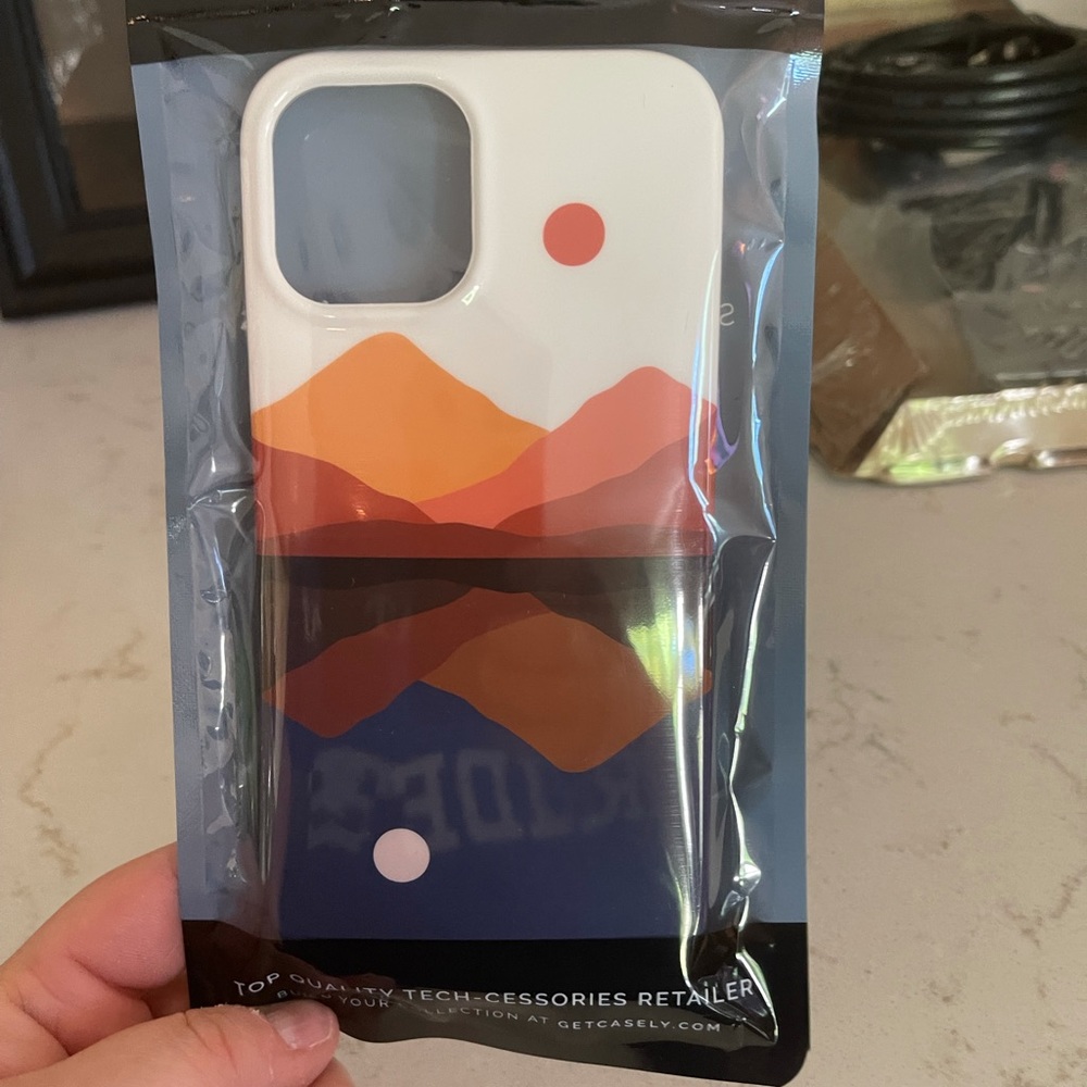 Casely phone case. iPhone 12 Pro Max.